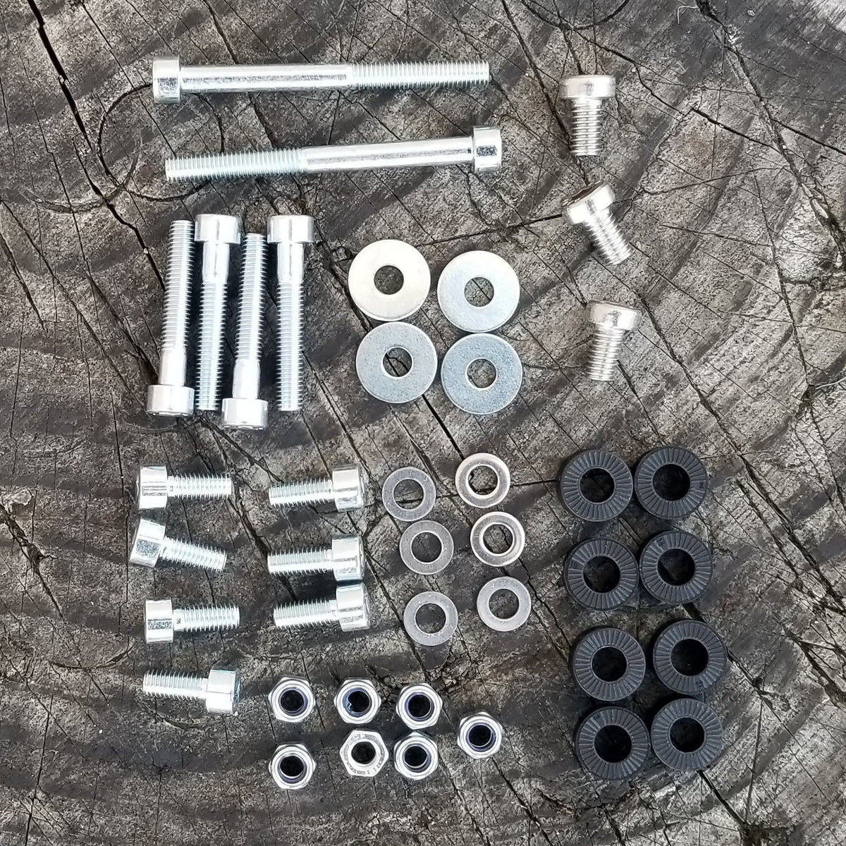 Nuts 'n' Bolts hardware baggie (v2)