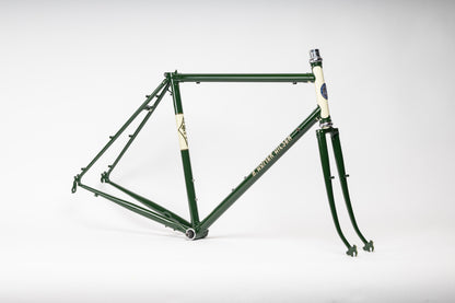 Frame - A. Homer Hilsen 2025