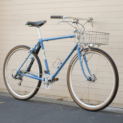 Frame - A. Homer Hilsen 2025